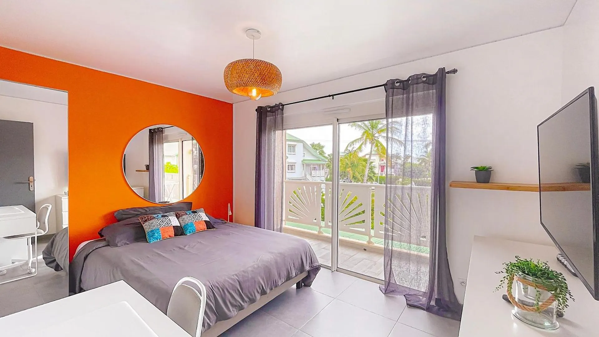 Just Relax 2Bedroom Apartment With Pool Access 2 Minutes From Orient Bay Beach